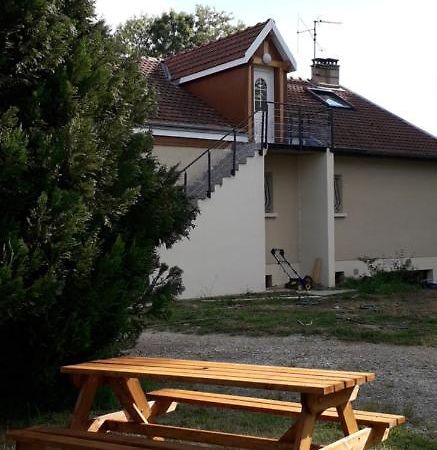 Gîte Les Chevaliers fous Sainte-Menehould Extérieur photo